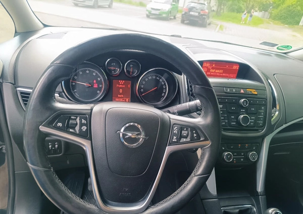 Opel Zafira cena 38200 przebieg: 194000, rok produkcji 2012 z Brzozów małe 79